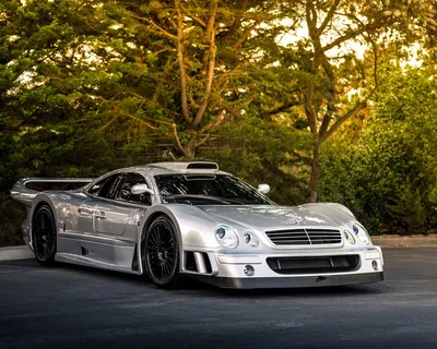 Mercedes-Benz CLK GTR выставят на аукцион в Пеббл-Бич картинки