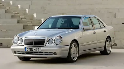 Mercedes E 50 AMG: Премьера 25 лет назад картинки