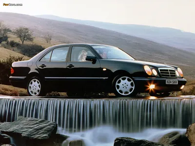 Mercedes-Benz E 200 UK-spec (W210) 1995–99 обои (1024x768) картинки