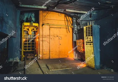 Seal Gate Underground Subway Tunnel Stock Photo 1258866754 | Shutterstock картинки