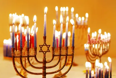 Бесплатно скачать Happy Hanukkah Shining Background with Menorah David Star и [1300x1390] для рабочего стола, мобильного и планшета | Исследуйте более 50 фонов Дэвида | Обои Дэвида Бекхэма, Обои Дэвида Бекхэма, Обои Дэвида Вильи картинки