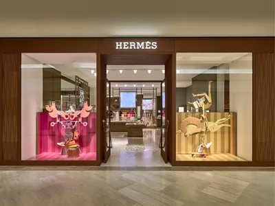 LVMH бросает Hermès на дисконтную стойку картинки