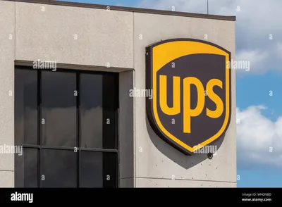 Скачать обои UPS blue logo, 4k, brinkwall, UPS logo, brands, UPS neon logo, UPS для монитора с разрешением 3840x2400. Высококачественные обои HD картинки картинки