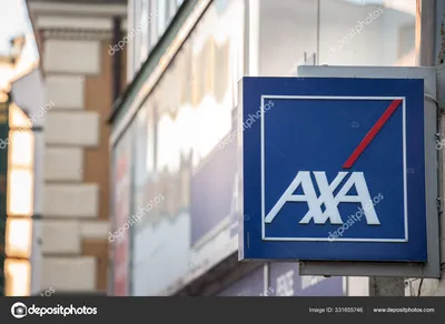 Логотип Axa в Милане, Италия Фото со стока - Alamy картинки