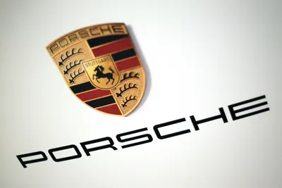 Porsche инвестирует 100 миллионов долларов в синтетическое топливо, чтобы спасти двигатель внутреннего сгорания картинки