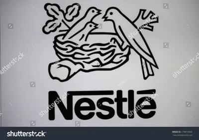 Скачать обои Nestlé gold logo, artwork, brown metal background, creative, Nestle logo, brands, Nestle для монитора с разрешением 2560x1600. картинки на рабочий стол картинки