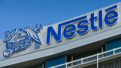 Famezop Media в Твиттере: «Логотип Nestle происходит от имени его основателя Анри Нестле. Интересно отметить, как его логотип был разработан, чтобы установить связь между его основателем и картинки