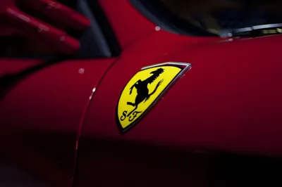 Логотип Феррари HD обои 1080p | Логотип Ferrari, Ferrari, HD обои 1080p картинки