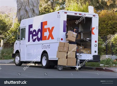 Фотографии Fedex | Скачать бесплатные изображения на Unsplash картинки