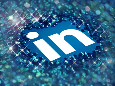 10 идей для фоновых фотографий LinkedIn, которые сделают ваш профиль заметным — Джозеф Лю — докладчик и консультант по карьере картинки