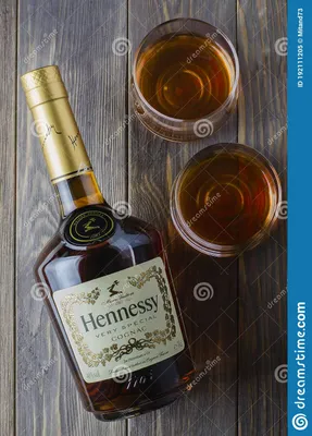 231 Стоковые фотографии Hennessy Cognac - Бесплатные стоковые фотографии без лицензионных платежей от Dreamstime картинки