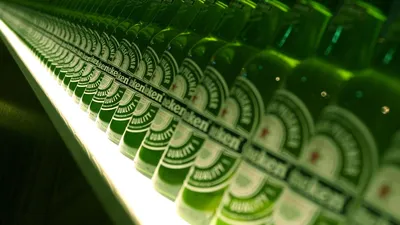 Heineken, пиво, бутон, свет, фон, HD обои для рабочего стола картинки