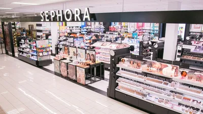 Sephora store стоковые фотографии и изображения высокого разрешения - Alamy картинки