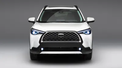 Toyota подтверждает неизбежное: грядет гибрид Corolla Cross картинки