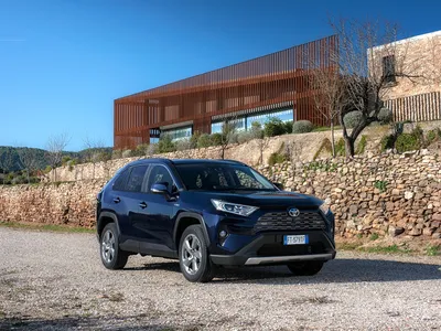 2023 Toyota RAV4 GR Sport запущен в Европе с перенастроенной подвеской картинки