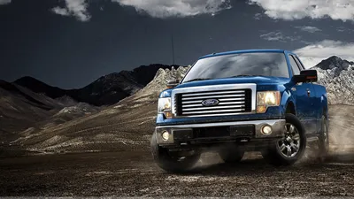 Ford F-150 2012 года в синем цвете у гор Обои картинки