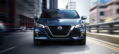 2019 Nissan Altima на выставке Bob Moore Nissan | Автосалон Оклахома-Сити картинки