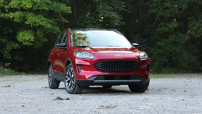 Шпионские снимки обновления Ford Escape показывают новую решетку радиатора и освещение картинки