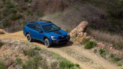 2020 Subaru Outback против Subaru Forester, в цифрах | AutoTrader.ru картинки