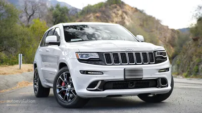 Jeep Grand Cherokee SRT 2014 года выпуска. картинки