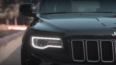 Красивый автомобиль Jeep Grand Cherokee 2014 Обои для рабочего стола 1920x1080 картинки