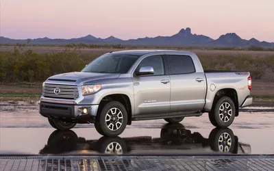 Красивый автомобиль Toyota Tundra 2014 Обои для рабочего стола 1280x800 картинки