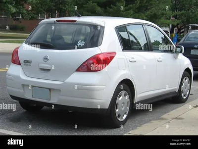 Nissan Versa стоковые фотографии и изображения высокого разрешения - Alamy картинки