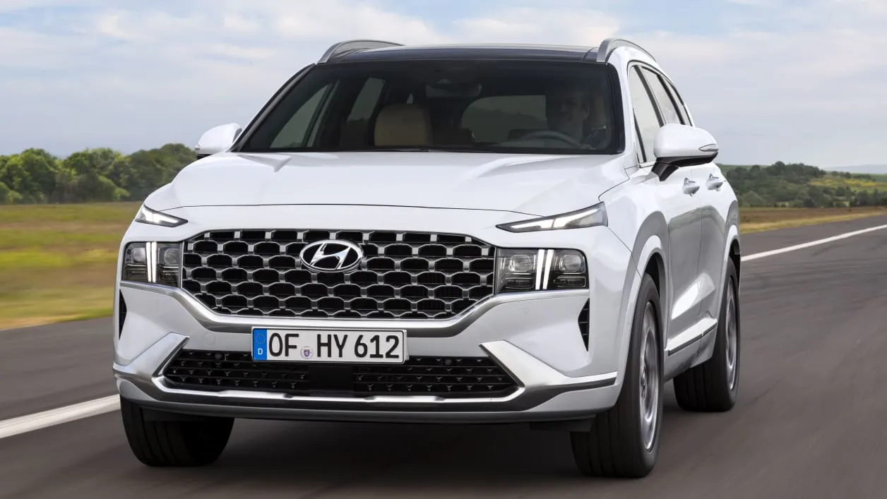 Hyundai Santa Fe SEVEN 2.2 CRDi Signature 4WD DCT (20.12 - 22.02): Технические данные, фотографии, цены | АДАК