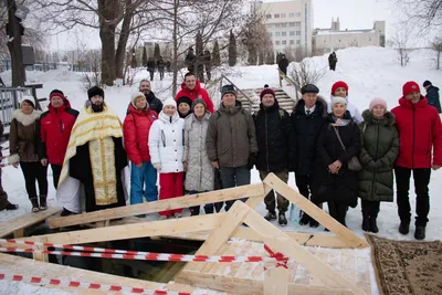 Ульяновск | На университетской набережной в Крещенский сочельник освящена  иордань - БезФормата картинки