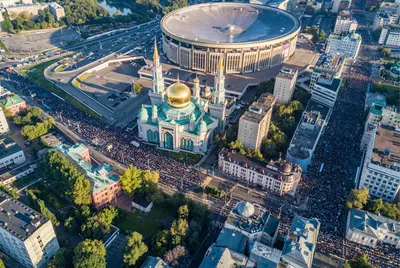 Курбан-байрам в Москве. Фотография — Meduza картинки