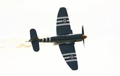 Обои самолет, дым, истребитель, показать, Hawker Sea Fury картинки на  рабочий стол, раздел авиация - скачать картинки