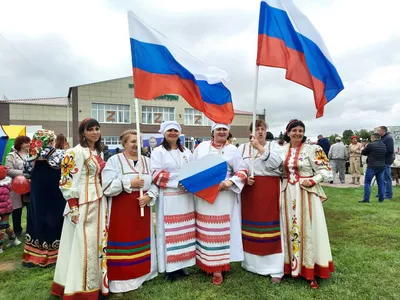 В КуZбассе присоединились к празднованию Дня Государственного флага России  - НИА-Кузбасс / Новости Кемерово и Новокузнецка картинки