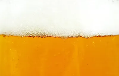 Обои пена, пиво, beer картинки на рабочий стол, раздел минимализм - скачать картинки