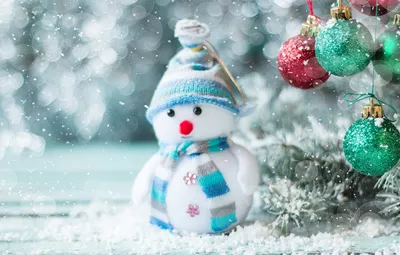 Обои зима, снег, Новый Год, Рождество, снеговик, Christmas, winter, snow,  Merry Christmas, Xmas, snowman, decoration картинки на рабочий стол, раздел  новый год - скачать картинки