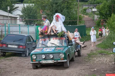 Фото: Второй день свадьбы. Ряженые. Фотограф Руслан Долганин. Свадебные фото  - Фотосайт Расфокус.ру картинки