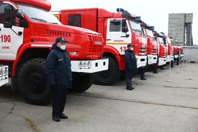 Более 30 пожарных машин получили нижегородские спасатели картинки