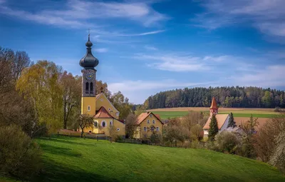 Обои пейзаж, природа, дома, весна, Германия, Бавария, леса, церкви картинки  на рабочий стол, раздел пейзажи - скачать картинки