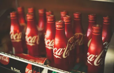 Обои бутылки, напиток, coca-cola, кока кола картинки на рабочий стол,  раздел еда - скачать картинки