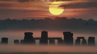 Картинка культура, туман, scenic, dawn, живописный, Стоунхендж, culture,  рассвета, mist, Stonehenge 1920x1080 скачать обои на рабочий стол  бесплатно, фото 66633 картинки