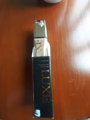 Фон дьо тен Avon Luxe с SPF 20 гр. Пловдив Кършияка • OLX.bg картинки