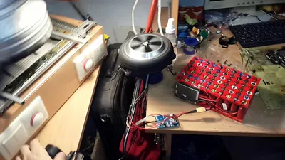 DC 12V-36V 500W Brushless Motor Controller тест на моторколесе от  гироскутера 6.5 - YouTube картинки