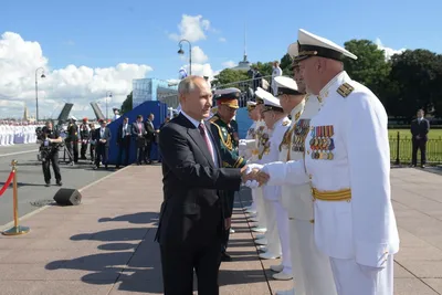 Военно-морской парад ко дню ВМФ 31 июля 2022 года: где и во сколько  смотреть трансляцию - sib.fm картинки