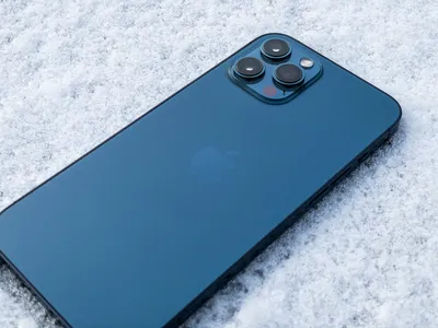 iPhone 12 Pro Max — телефон с самой продвинутой системой камер среди  айфонов. Ну и что в ней такого продвинутого? Нам понадобился месяц, чтобы  разобраться, — и не все открытия оказались приятными — Meduza картинки