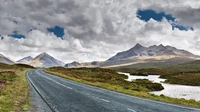 Обои Остров Скай, Шотландия, Isle of Skye, Scotland, Europe, road,  mountain, travel, 8k, Природа #14974 картинки