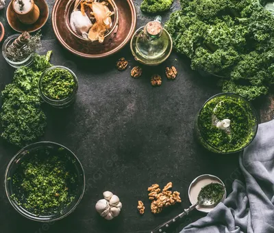 https://ru.pngtree.com/freebackground/kale-recipes-food-background-with-fresh-kale-leaves-and-ingredients-for-pesto-on-dark-kitchen-table_2420410.html картинки