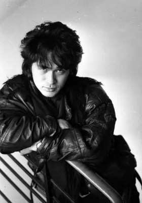 Viktor Tsoi HD Wallpapers | 7wallpapers.net | Легенды музыки, Музыканты,  Виниловые пластинки картинки