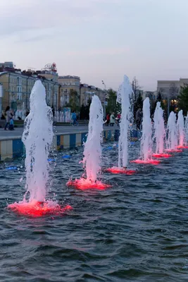 Обновленный репертуар «поющих фонтанов» у театра Г.Камала | Art16.ru —  Культура и Искусство в Татарстане картинки