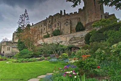 Скачать обои Warwick castle, графство Уорикшир в центральной Англии, на  берегу реки Эйвон бесплатно для рабочего стола в разрешении 6016x4016 —  картинка №569423 картинки