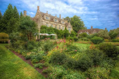 Обои English Country Garden in the Cotswolds Города - Здания, дома, обои  для рабочего стола, фотографии english country garden in the cotswolds,  города, - здания, дома, особняк, англия, парк Обои для рабочего картинки