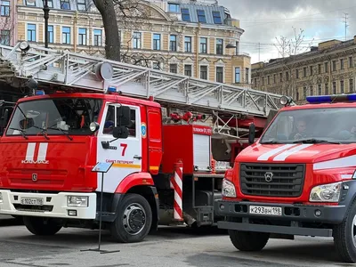 Видео: в Петербурге отметили День пожарной охраны России картинки